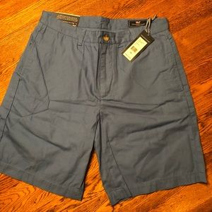 Men’s vineyard vines shorts NWT size 32